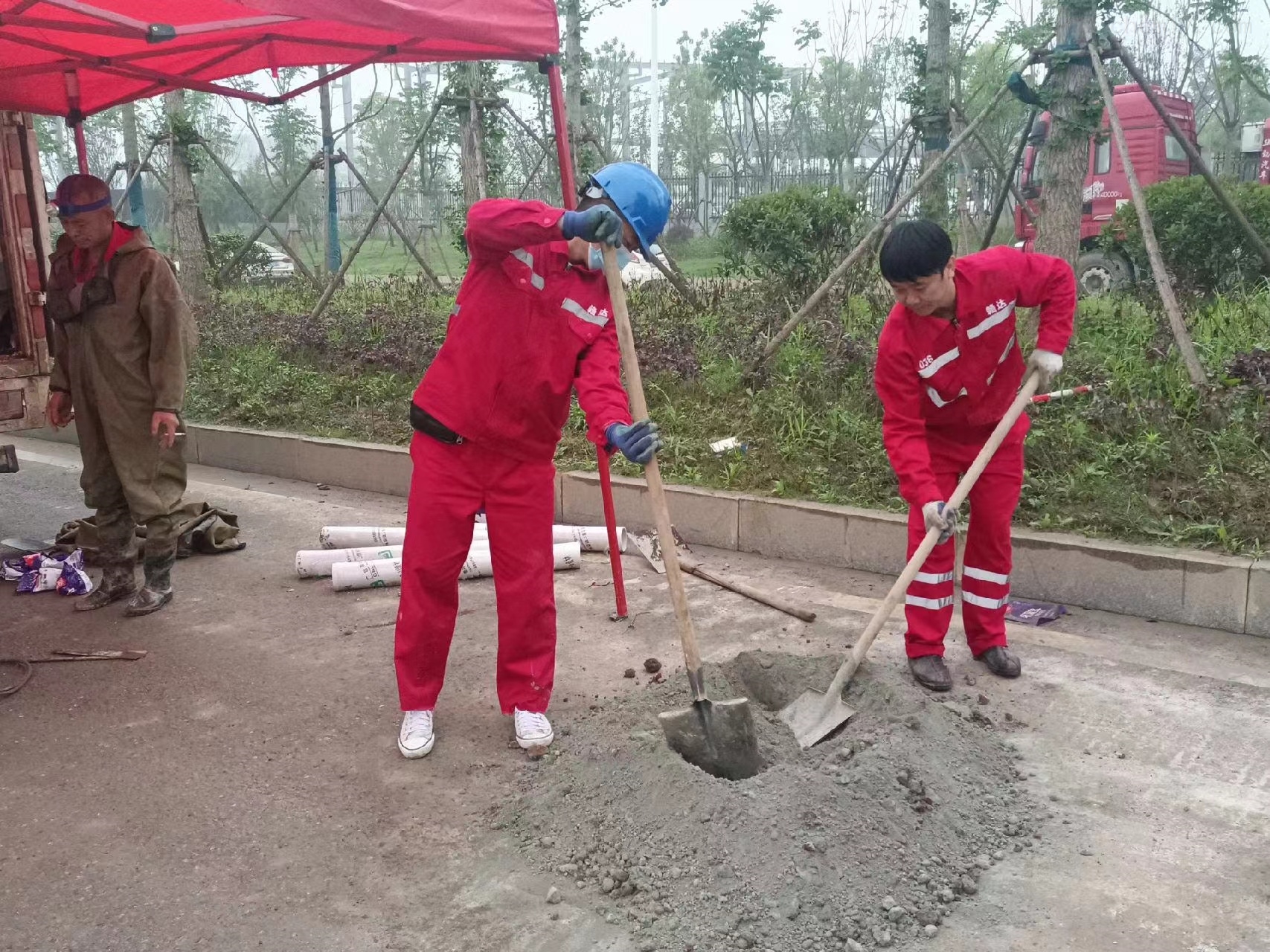 洞头管道疏通哪家好】及时进行市政管道清淤